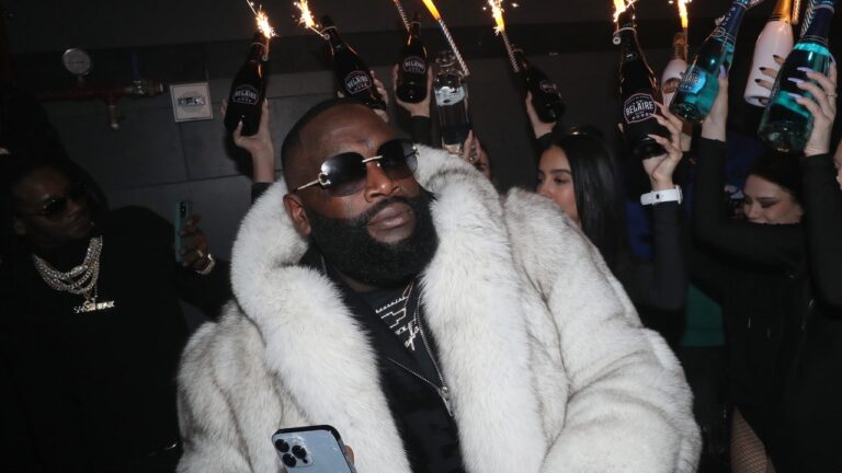 Le buffle bien-aimé de Rick Ross agace les voisins