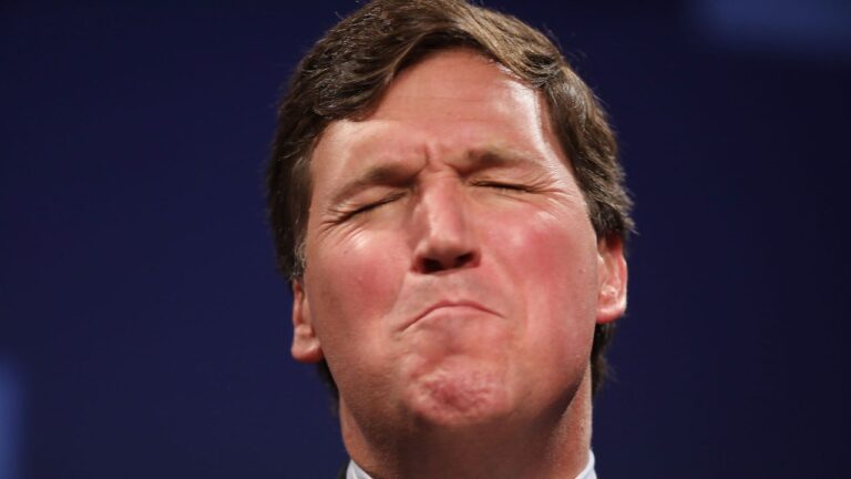 Tucker Carlson ne pense pas beaucoup à Donald Trump ou à son public