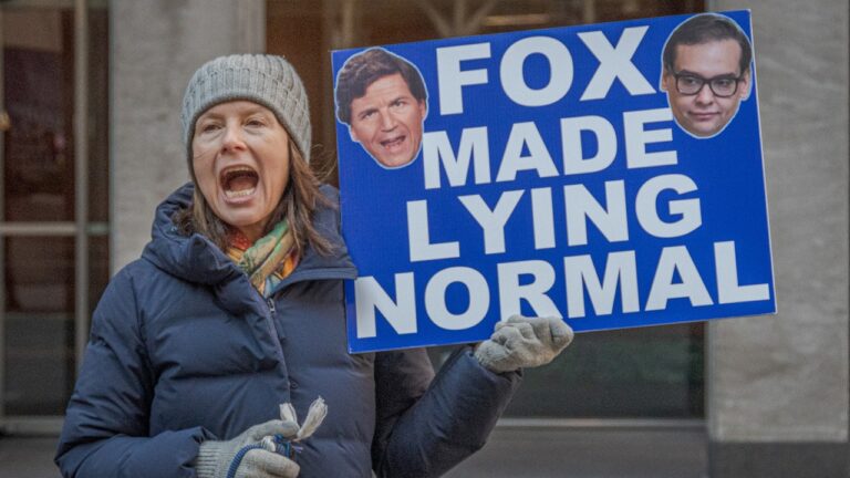 Fox News se dirige vers un procès en péril : « Aucun avantage pour Dominion de s&rsquo;installer maintenant »
