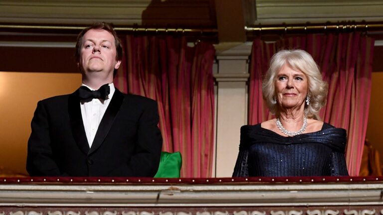 Le fils de la reine Camilla défend ses motivations en épousant le roi Charles