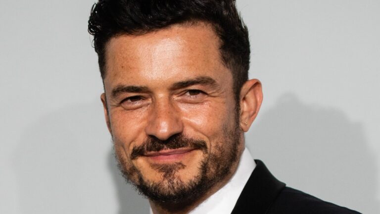 Orlando Bloom fait un voyage surprise en Ukraine pour rendre visite au président Volodymyr Zelensky