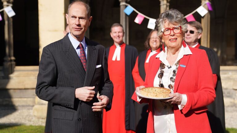 Prue Leith donne à la quiche du couronnement son sceau d&rsquo;approbation
