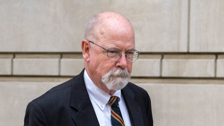 John Durham a passé quatre ans à essayer de découvrir une chasse aux sorcières anti-Trump et il n&rsquo;a rien obtenu