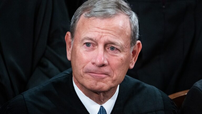 John Roberts vient de donner le doigt du milieu au Sénat et au public