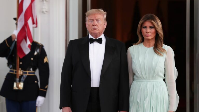 Melania Trump dit qu&rsquo;elle et son mari prédateur sexuel veulent diriger l&rsquo;Amérique « avec amour »