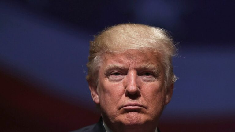 Rapport : Donald Trump, dans un second mandat, veut « contrôler… toutes les facettes de la vie en Amérique »