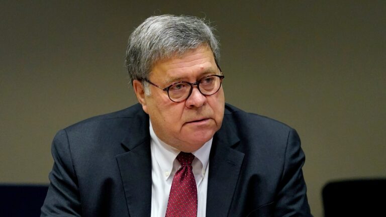 Trump est un « narcissique consommé »: l&rsquo;ancien procureur général Bill Barr