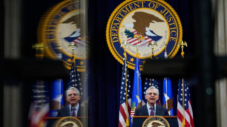 Un rapport du DOJ révèle un schéma de violence et de discrimination dans la police de Minneapolis