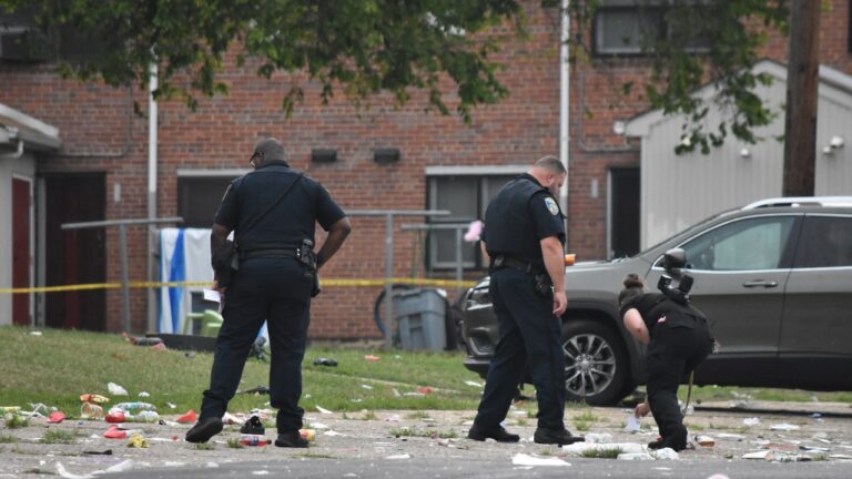 28 blessés, deux morts lors d&rsquo;une fusillade lors d&rsquo;une fête de quartier à Baltimore: police