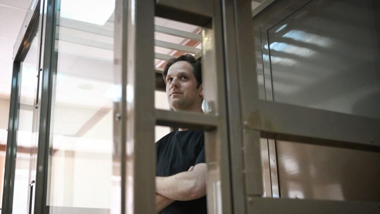 Evan Gershkovich, journaliste du Wall Street Journal, atteint 100 jours de détention en Russie
