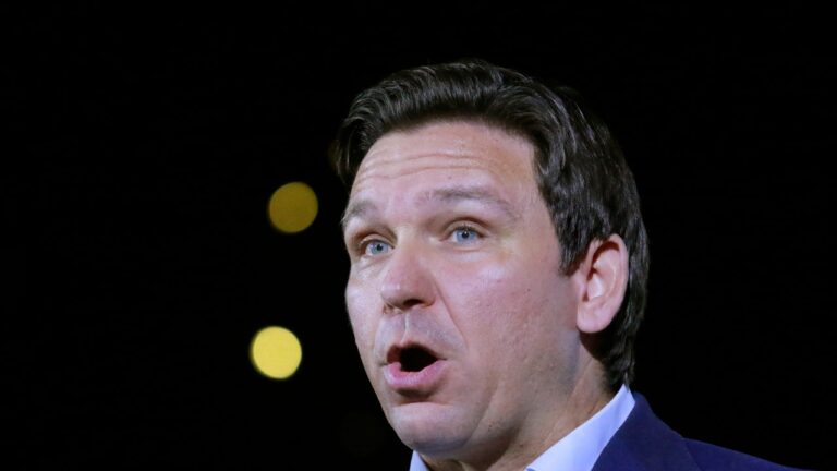 Le remaniement de la campagne de Ron DeSantis s&rsquo;accompagne d&rsquo;une réinitialisation des médias