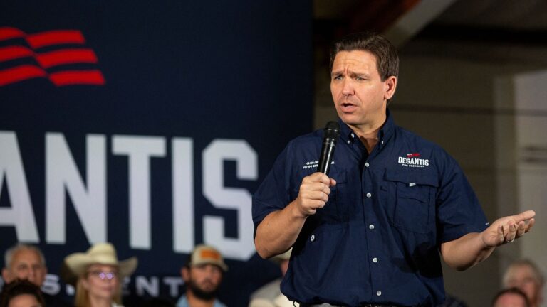 Ron DeSantis double sa vidéo homophobe en tant que « jeu totalement équitable »
