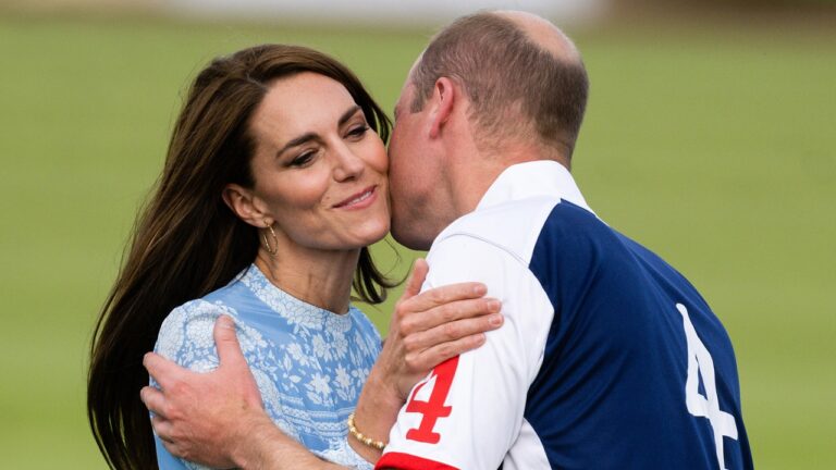 William et Kate débutent une semaine de PDA royal