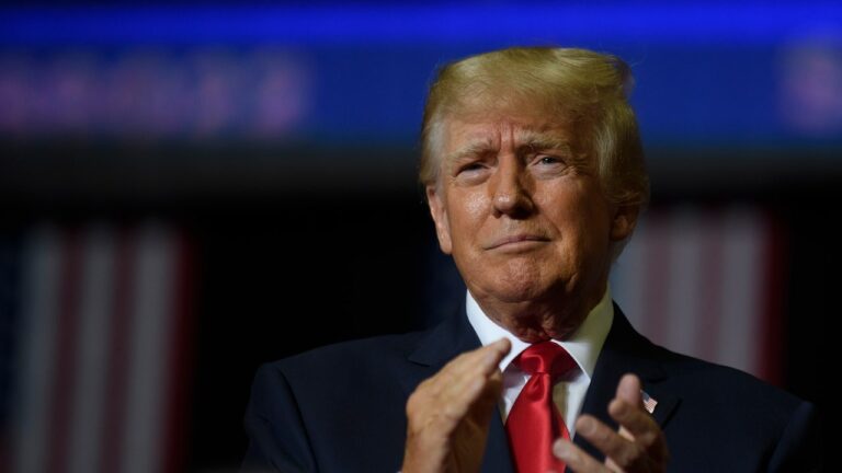 « Dopey et constitutionnellement douteux »: les experts juridiques critiquent les dernières décisions pro-Trump de la juge Aileen Cannon