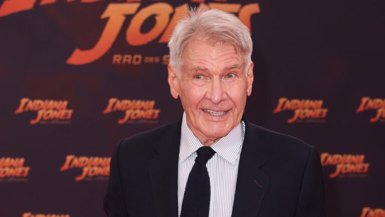 Harrison Ford chante des berceuses à ses plantes de basilic pour qu&rsquo;elles ne craignent pas la nuit