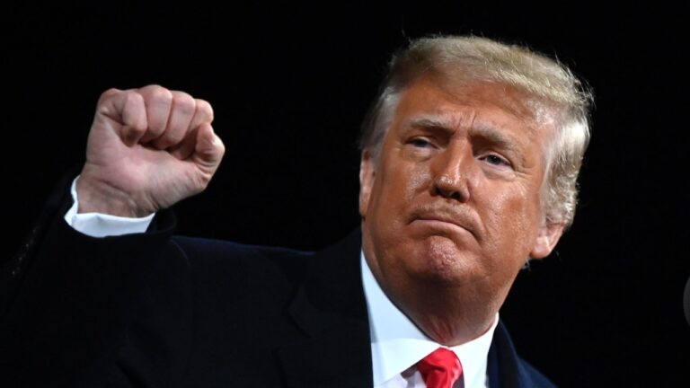 L&rsquo;équipe juridique de Trump a des liens directs avec la violation du vote en Géorgie: rapport