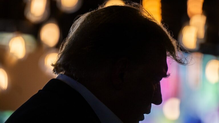 Pourquoi l&rsquo;acte d&rsquo;accusation de la Géorgie contre Donald Trump et ses alliés est le plus radical à ce jour