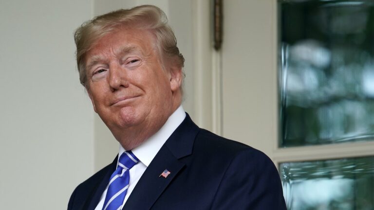 Donald Trump veut accorder à ses entreprises préférées une nouvelle réduction d&rsquo;impôts géante au cours d&rsquo;un deuxième mandat : ​​rapport