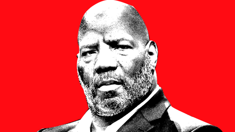 Jelani Cobb sur le choc des autocollants de la J-School, les guerres de l&rsquo;éducation et l&rsquo;énigme de la couverture médiatique de Trump