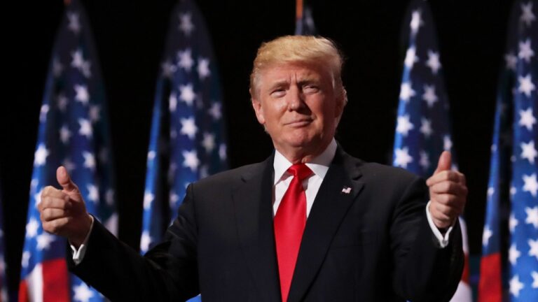 La photo de Donald Trump est là