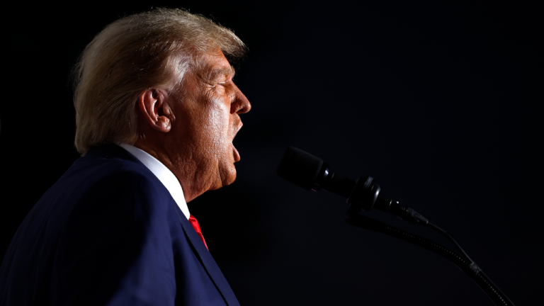 Trump et ses fils adultes planifient un dîner infernal pour récolter des fonds pour ses prétendus complices : rapport