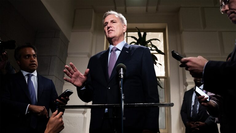 Le président Kevin McCarthy est évincé lors d&rsquo;un vote historique à la Chambre
