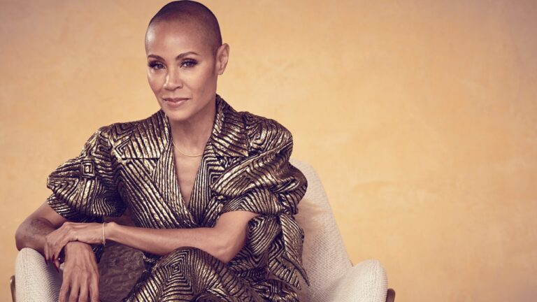 « J&rsquo;ai des remords, mais pas de regret » : Jada Pinkett Smith réfléchit à la rédaction de ses mémoires et à une histoire très récente