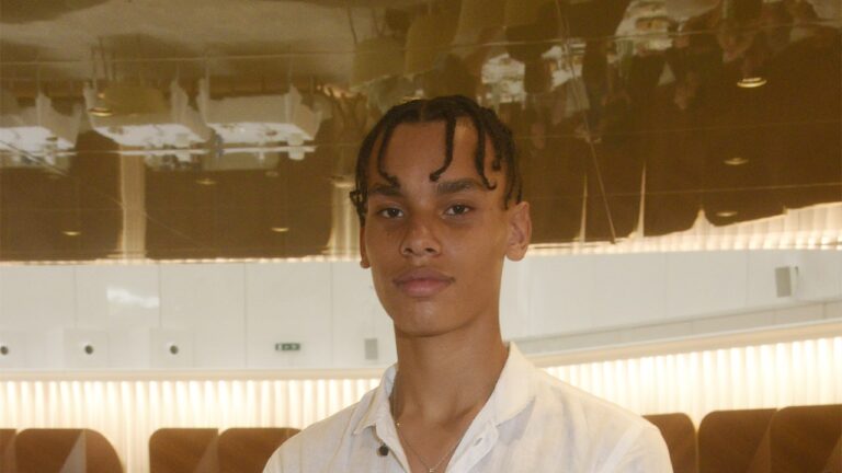Alexandre Grimaldi, le fils de Prince Albert, partage les conseils qu&rsquo;il a reçus de Naomi Campbell