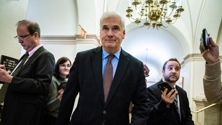 La candidature de Tom Emmer à la présidence pose un gros problème avec Trump