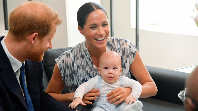 Meghan Markle a parlé au roi Charles du racisme royal : rapport