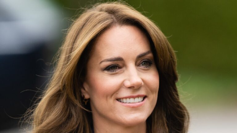 Kate Middleton sera hospitalisée jusqu&rsquo;à deux semaines après une chirurgie abdominale