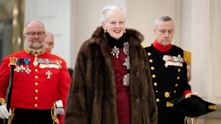 La princesse héritière Mary et le prince héritier Frederik rejoignent la reine Margrethe pour les dernières apparitions publiques de son règne