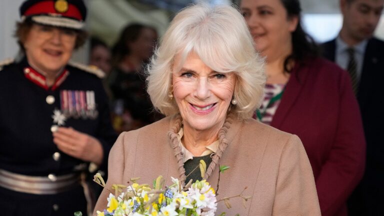 La reine Camilla est la « puissance tranquille derrière le trône »