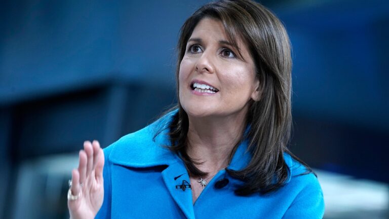 Nikki Haley défend des commentaires dignes de mention sur la guerre civile en déclarant : « J&rsquo;avais des amis noirs en grandissant »