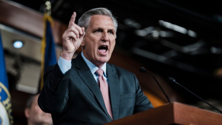 Kevin McCarthy, assoiffé de sang, prépare sa revanche sur les républicains qui l&rsquo;ont évincé : rapport