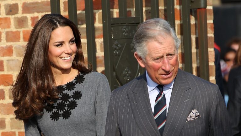 « Tellement fier de Catherine pour son courage » : le roi Charles exprime son soutien à la princesse Kate après l'annonce d'un cancer