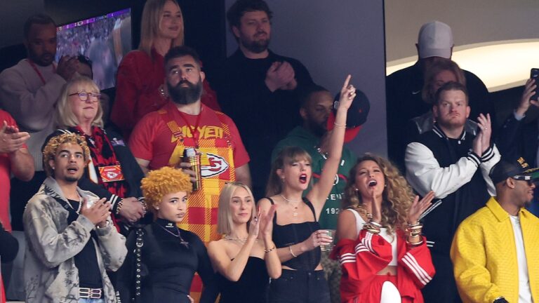 Travis Kelce révèle combien aurait pu coûter la suite du Super Bowl de Taylor Swift