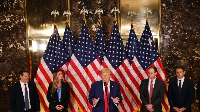 Donald Trump s'en prend une nouvelle fois aux femmes qui l'accusent de violences sexuelles