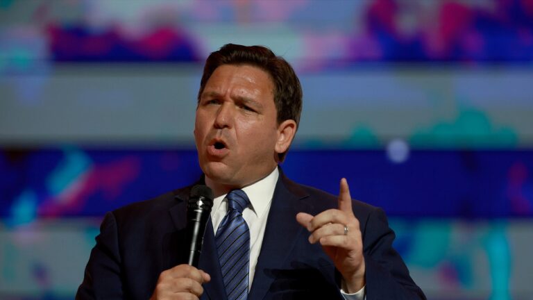 Ron DeSantis a envoyé ses hommes pour intimider les électeurs pro-avortement de Floride