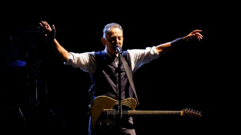 Bruce Springsteen critique Donald Trump dans son soutien à Kamala Harris
