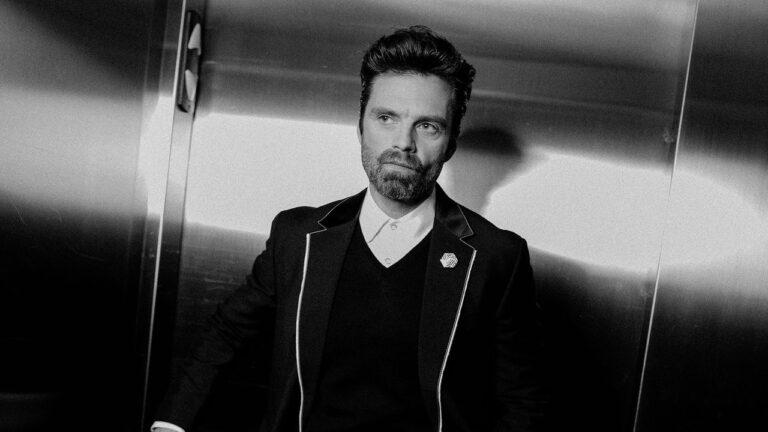 Dans le look gagnant de Sebastian Stan aux Golden Globes 2025