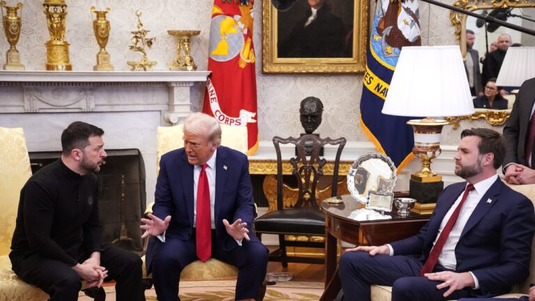 Le conflit de l'ovale de Trump et Vance avec Zelensky se transforme en débâcle de diplomatie