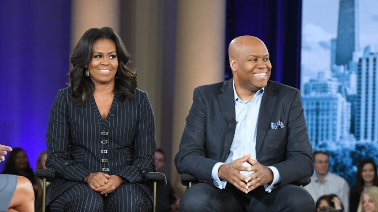 Michelle Obama révèle que son frère l'a convaincue de soutenir la course «folle» de Barack Obama
