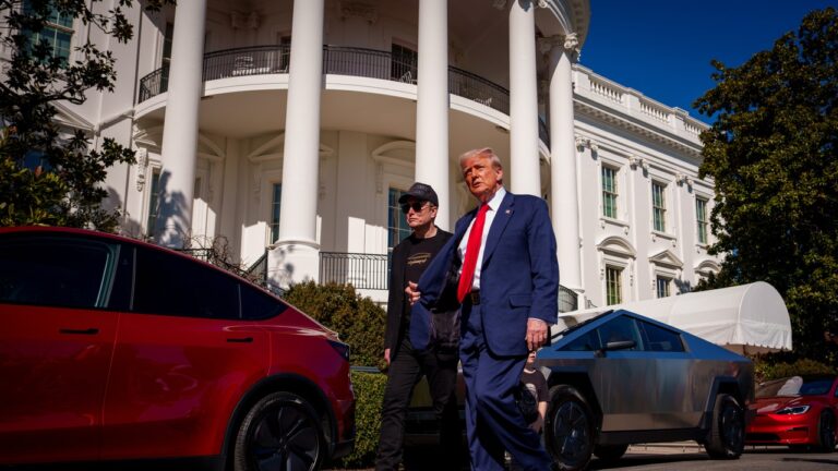 Trump 2.0 continue de trouver des moyens de stimuler les entreprises d'Elon Musk