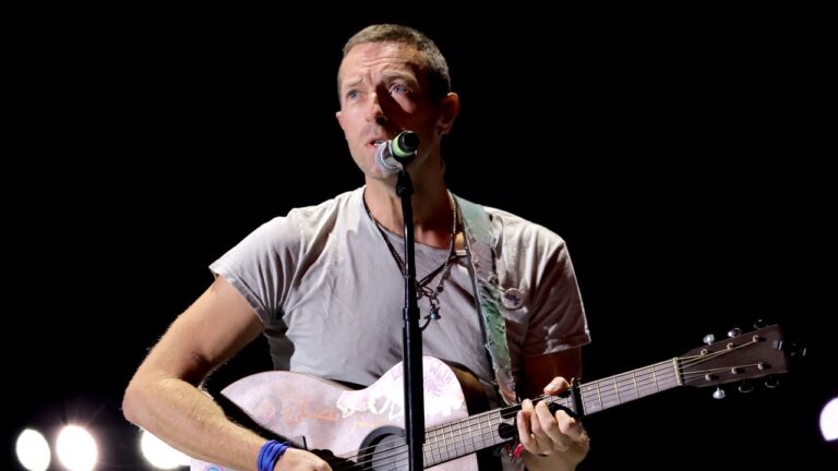 Chris Martin partage des conseils sur la gestion de la dépression