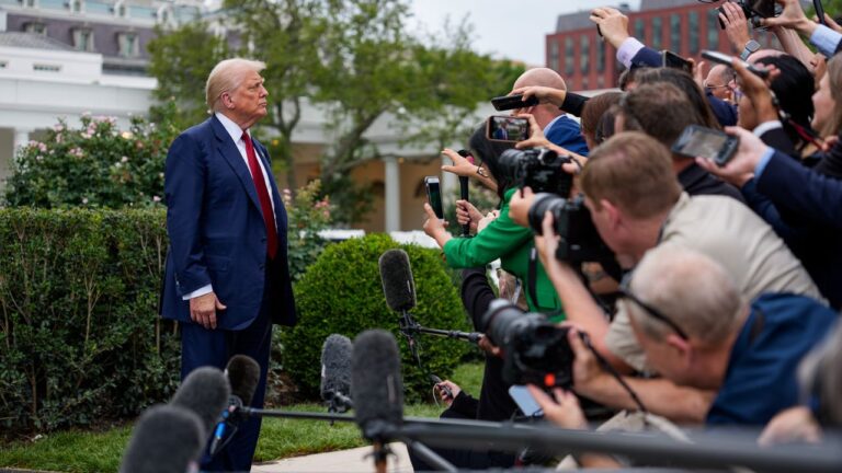 Trump tire un responsable du travail américain affirmant qu'elle a «truqué» un rapport d'emplois terne