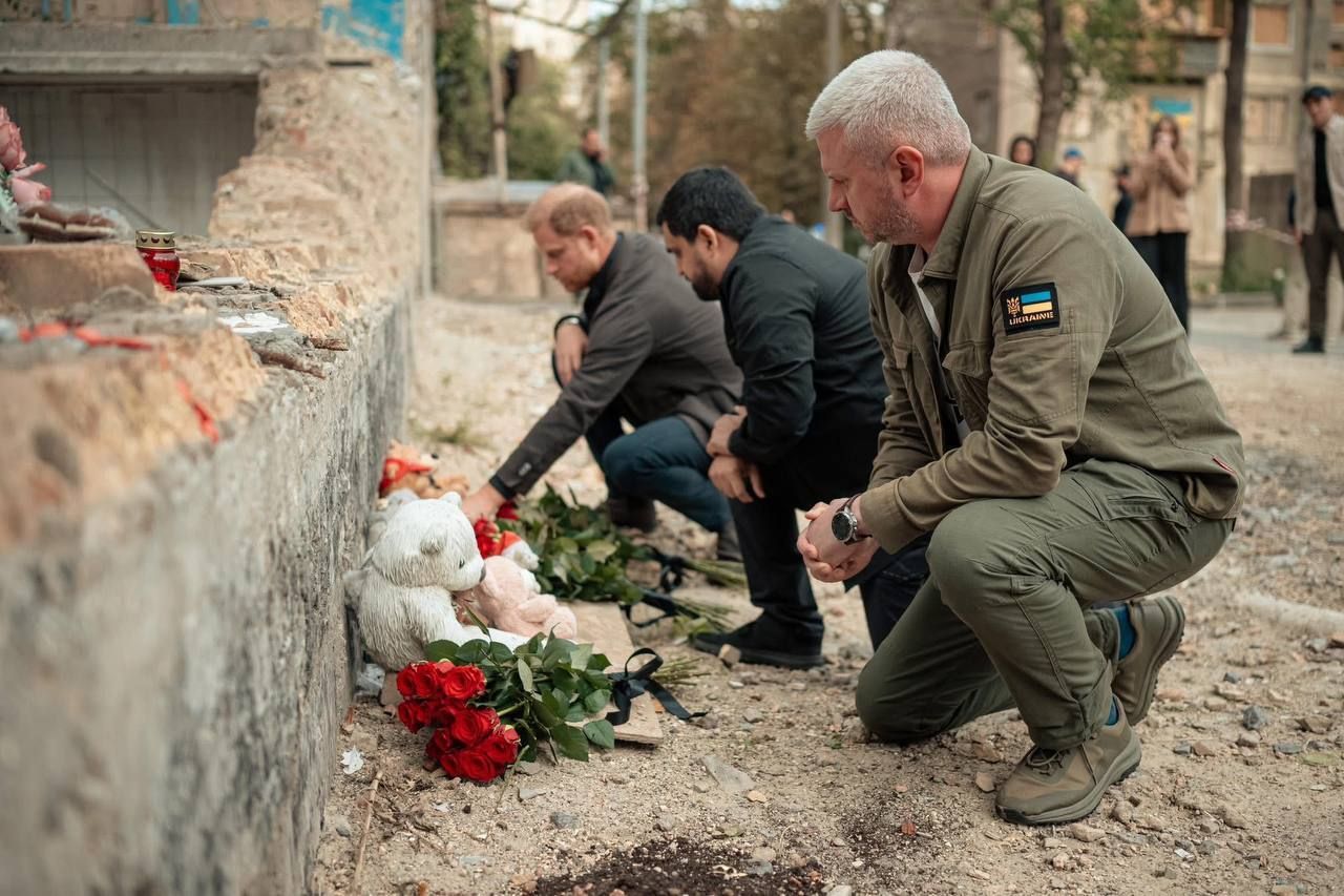 L'hommage du prince Harry pour les victimes de guerre.