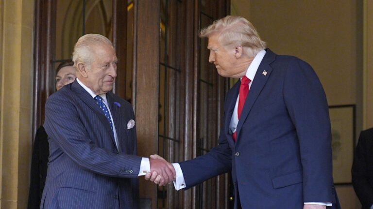 Le roi Charles est «ravi» de la visite de l'État du président Trump, explique Source