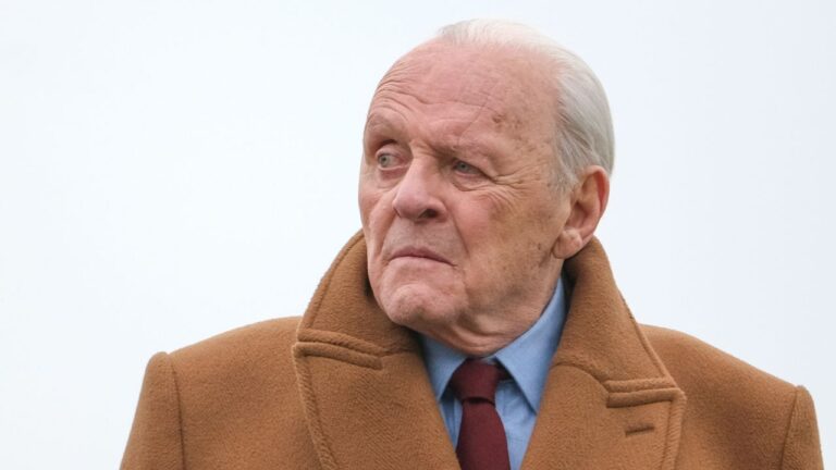 Anthony Hopkins à propos du moment où il a arrêté de boire : « J&rsquo;aurais pu tuer quelqu&rsquo;un »