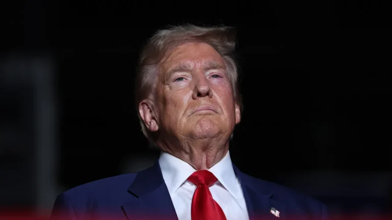 Si Trump n’a pas publié cette vidéo raciste des Obama, qui l’a fait ?